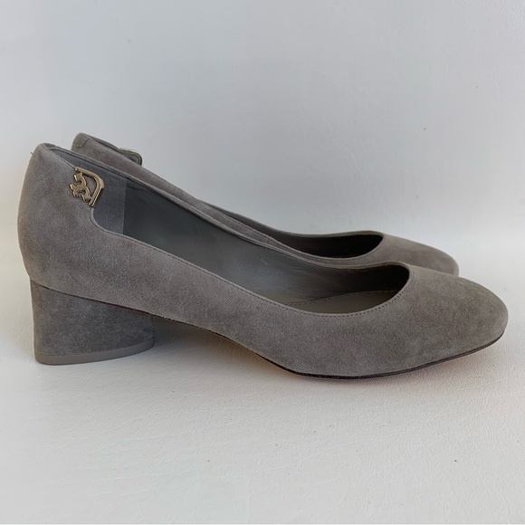 Tory Burch Women's Grey Suede Heels - Picture 2 of 8